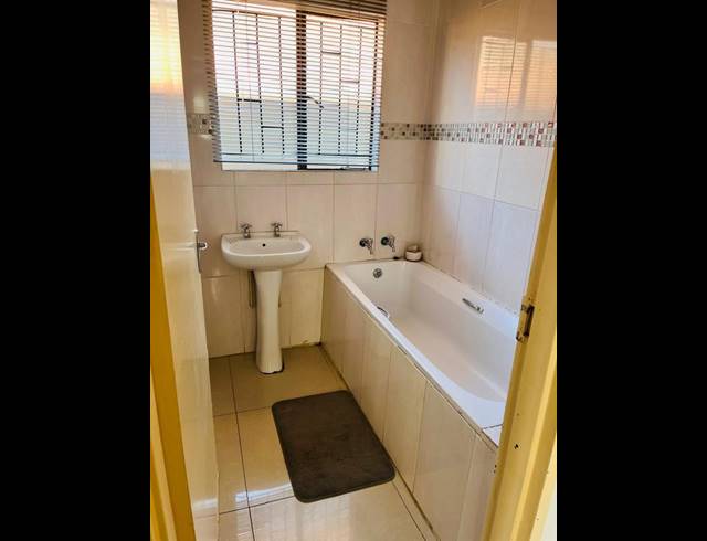 3 BEDROOM HOUSE FOR SALE IN SOSHANGUVE VV
